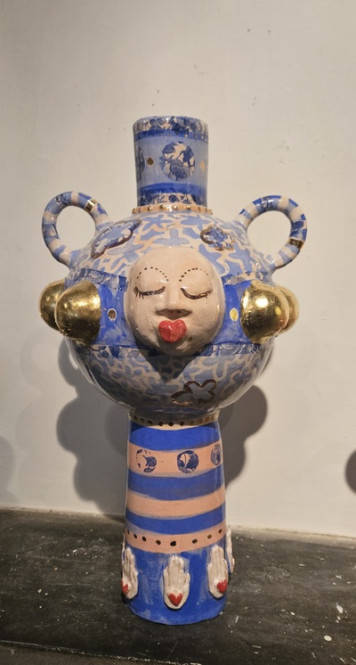 Melanie O'Donnell
All the Blues
handbuilt ceramic 45 cm high
£345